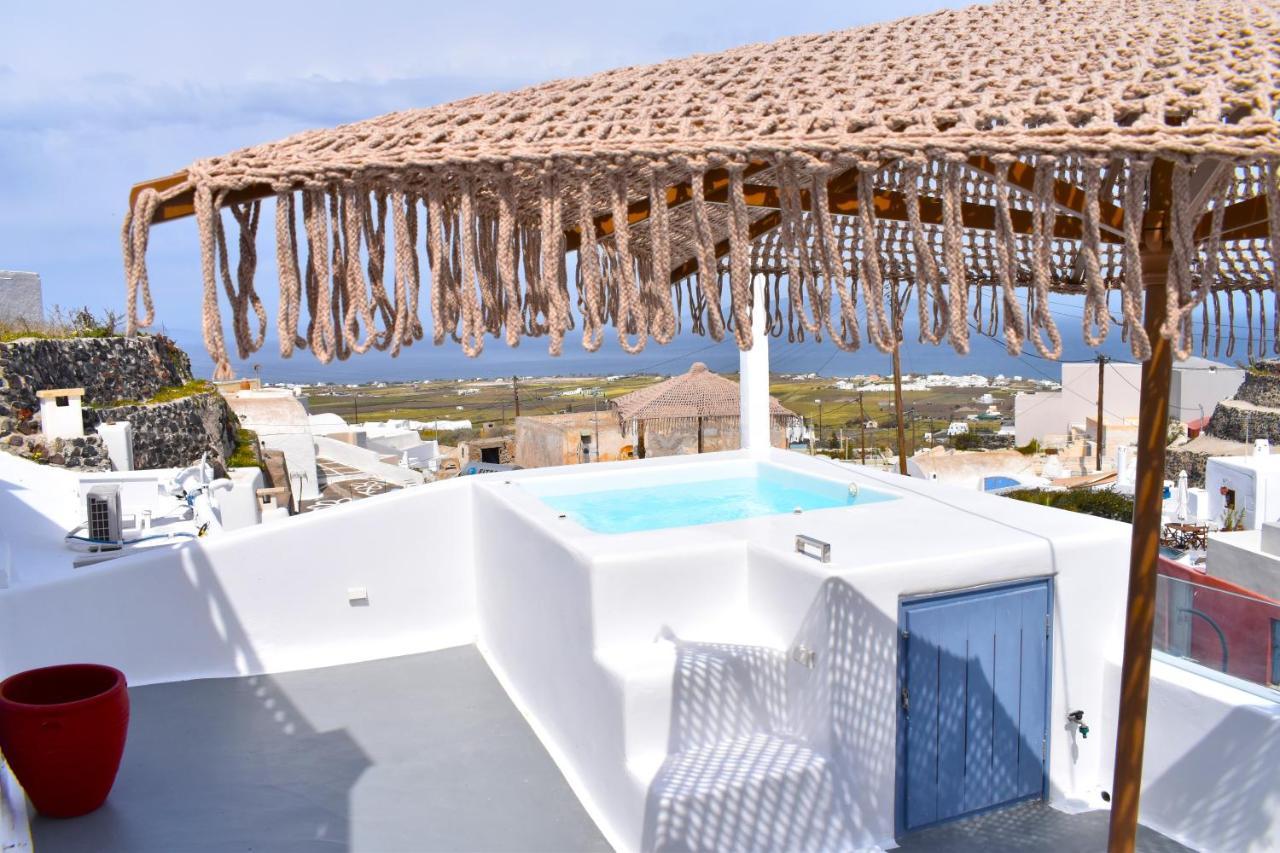 Oinos Luxury Suites Foinikia  Exterior photo